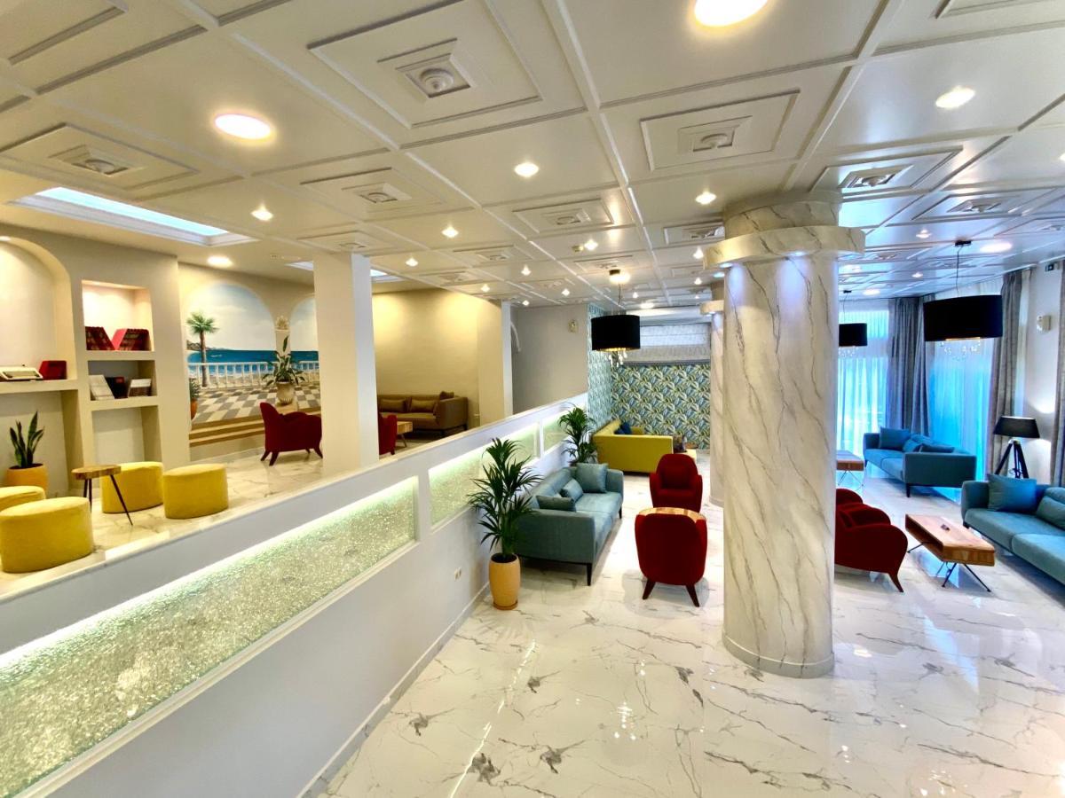 Paloma Blanca Hotel