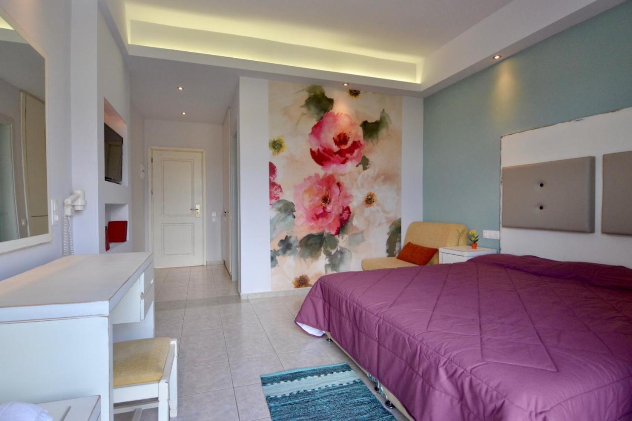 Paloma Blanca Hotel 3*