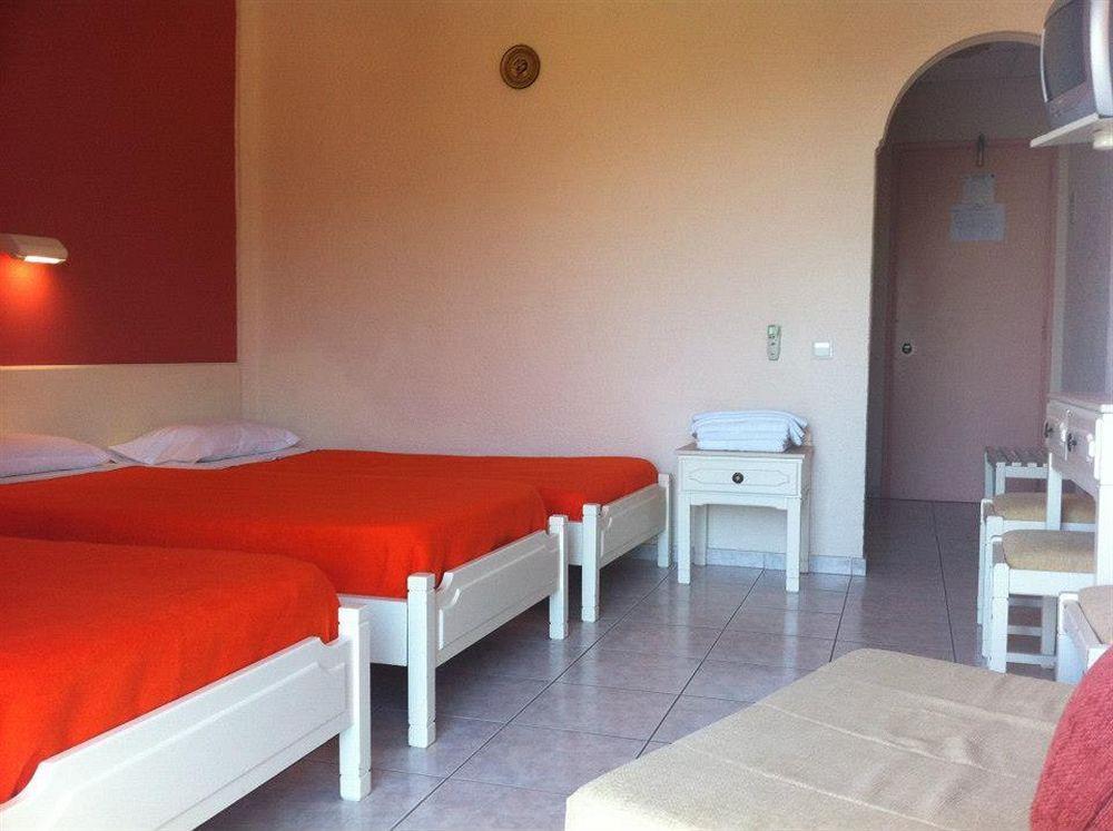 Paloma Blanca 3* Ypsos