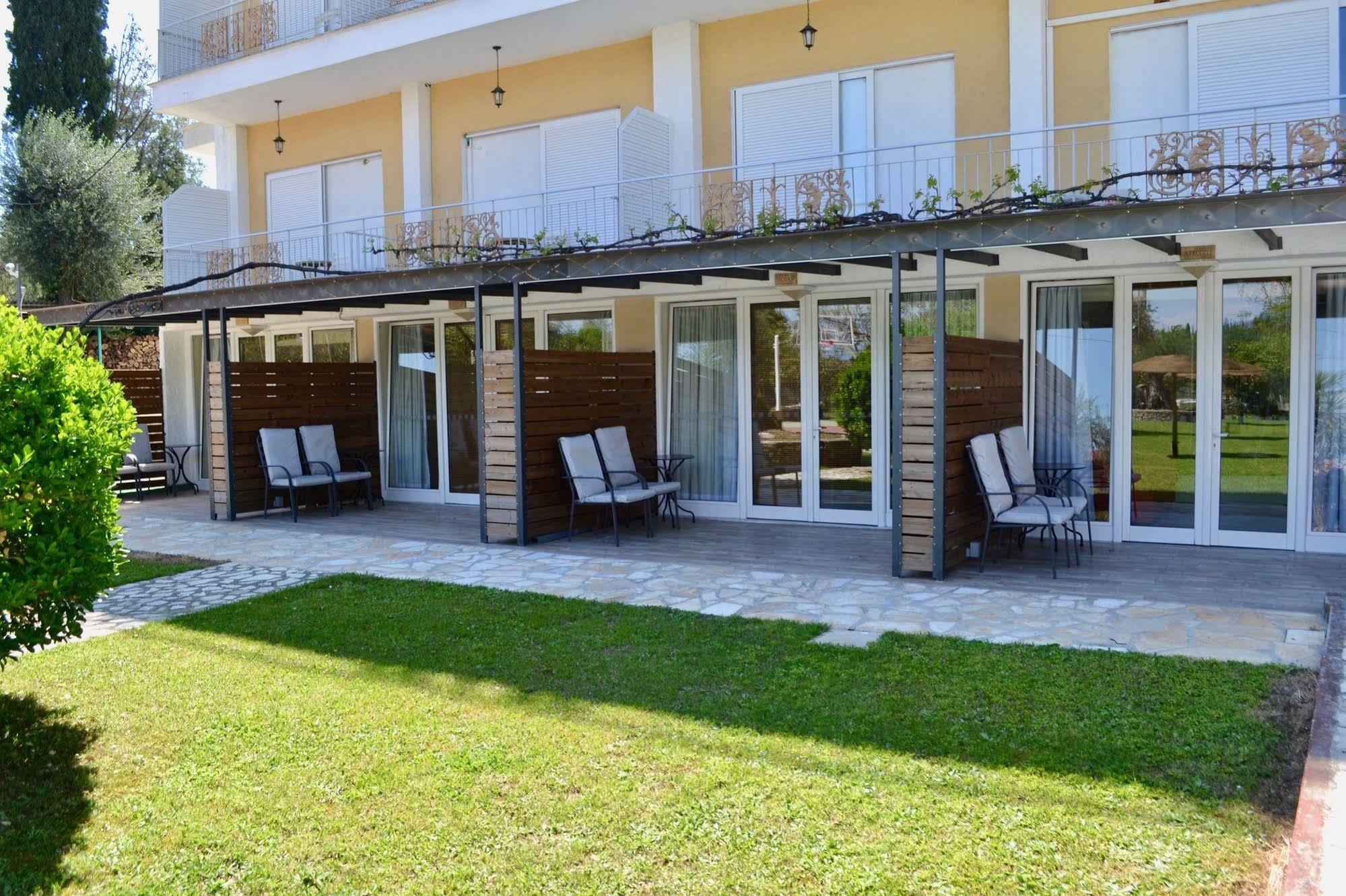 Paloma Blanca Hotel